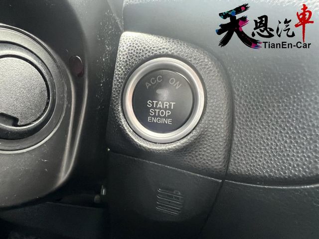MAZDA MAZDA 3  第8張相片