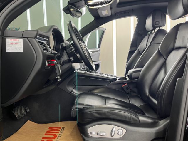 玉豐汽車✦ 總代理Macan S 3.0汽油 只跑9萬多 選配全景天窗.14向電動椅含記憶.安卓大螢幕 原廠資料皆齊全  第7張相片