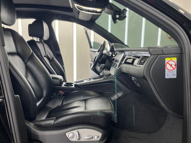 玉豐汽車✦ 總代理Macan S 3.0汽油 只跑9萬多 選配全景天窗.14向電動椅含記憶.安卓大螢幕 原廠資料皆齊全  第10張相片