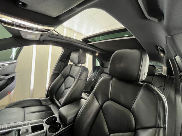 玉豐汽車✦ 總代理Macan S 3.0汽油 只跑9萬多 選配全景天窗.14向電動椅含記憶.安卓大螢幕 原廠資料皆齊全  第11張相片