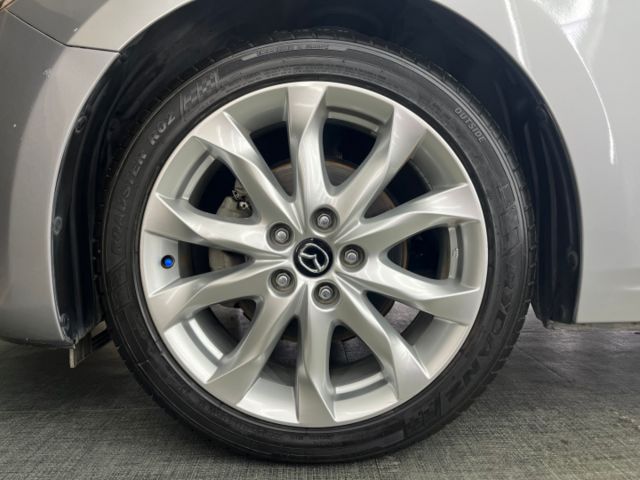 玉豐汽車✦ MAZDA3 5D 魂動x鋼鐵灰 只跑6萬 IKEY/定速/方控/藍牙/恆溫/倒車影像/胎壓偵測  第5張相片