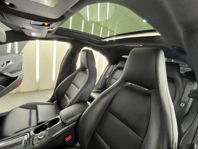 玉豐汽車✦ CLA250 原鈑件 只跑7萬 全景天窗/雙電動椅/導航/倒車影像/雙區恆溫/方控/快撥/藍芽 第三方認證  第11張相片