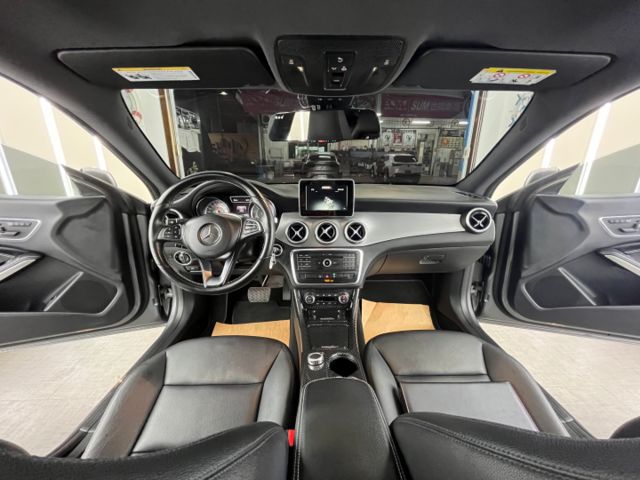 玉豐汽車✦ CLA250 原鈑件 只跑7萬 全景天窗/雙電動椅/導航/倒車影像/雙區恆溫/方控/快撥/藍芽 第三方認證  第12張相片