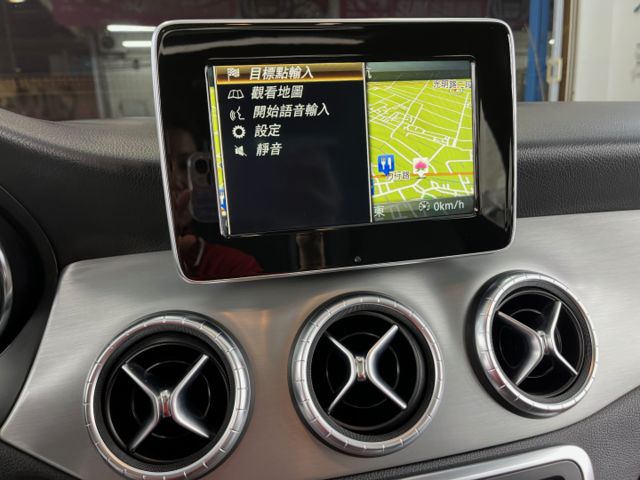 玉豐汽車✦ CLA250 原鈑件 只跑7萬 全景天窗/雙電動椅/導航/倒車影像/雙區恆溫/方控/快撥/藍芽 第三方認證  第15張相片