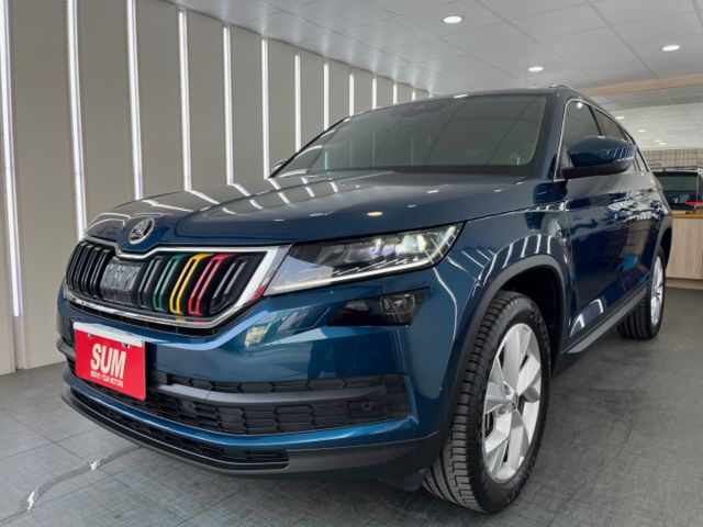 玉豐汽車✦ KODIAQ 2.0 TSI 4WD 尊榮版 新車保固 豪華七人座 原廠保養紀錄 原鈑件 第三方認證鑑定  第1張相片