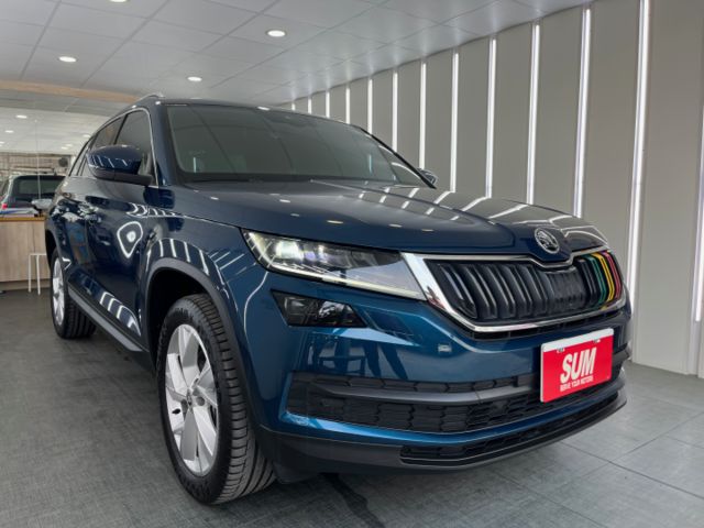 玉豐汽車✦ KODIAQ 2.0 TSI 4WD 尊榮版 新車保固 豪華七人座 原廠保養紀錄 原鈑件 第三方認證鑑定  第2張相片