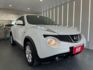 影片賞車✦JUKE 英倫小休旅 升級安卓影音 全車原版件 里程僅跑15萬 六安.免鑰匙.恆溫.定速.雨滴感應雨刷  第2張縮圖