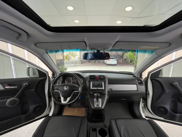 影片賞車✦CRV 2.0 Vtis 僅跑13萬多 挑戰全網最低！天窗.定速.電動後視鏡.雙區恆溫空調.倒車影像  第12張相片