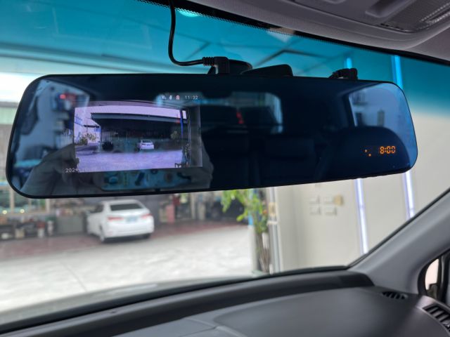 影片賞車✦CRV 2.0 Vtis 僅跑13萬多 挑戰全網最低！天窗.定速.電動後視鏡.雙區恆溫空調.倒車影像  第18張相片