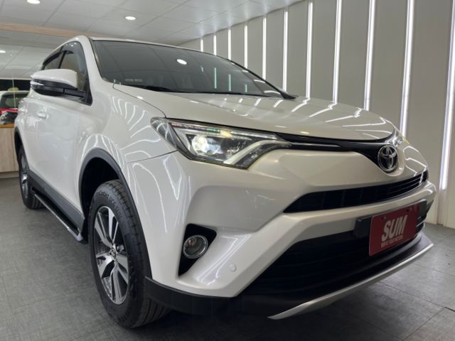 玉豐汽車✦ RAV4 2.0 豪華版 里程少跑 全車原鈑件 LED.電動椅.導航.免鑰匙.雙區恆溫.定速.倒車影像  第2張相片