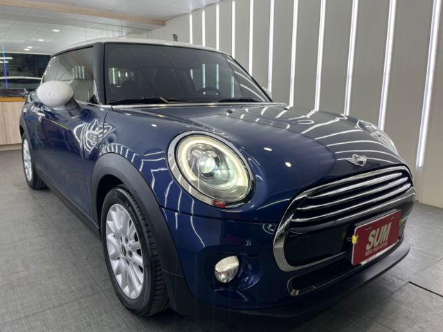 影片賞車✦ Mini Cooper 總代理 1.5渦輪 里程僅跑9萬多 國旗尾燈.定速.免鑰匙.摸門.氣氛燈 全車原鈑  第2張相片