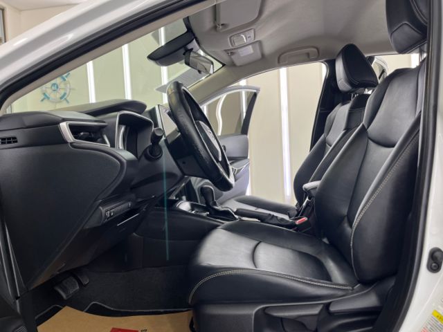 影片賞車✦ALTIS 豪華+版 里程僅跑4萬多 全車原鈑件 免鑰匙IKEY.盲點.Car Play.恆溫空調.倒車影像  第8張相片
