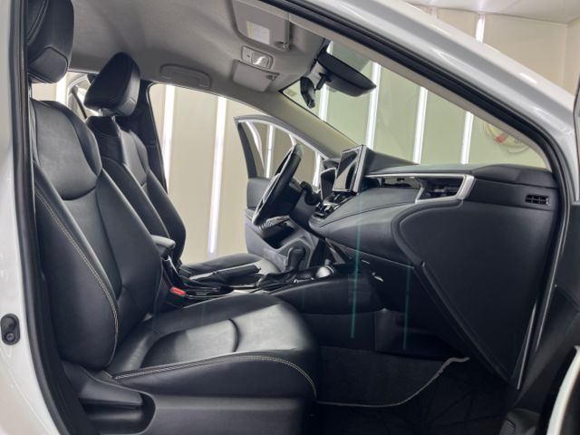 影片賞車✦ALTIS 豪華+版 里程僅跑4萬多 全車原鈑件 免鑰匙IKEY.盲點.Car Play.恆溫空調.倒車影像  第11張相片