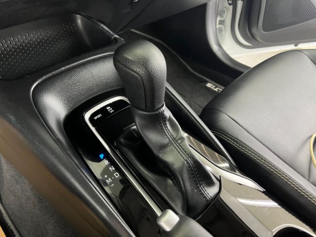 影片賞車✦ALTIS 豪華+版 里程僅跑4萬多 全車原鈑件 免鑰匙IKEY.盲點.Car Play.恆溫空調.倒車影像  第19張相片