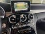 影片賞車✦C300 AMG 里程僅跑11萬 全車原鈑件 雙電動椅含加熱.全景天窗.導航.免鑰匙IKEY.換檔快撥  第18張縮圖