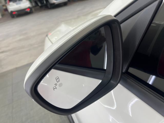 玉豐汽車✦Focus Wagon ST-Line Vignale 小編自留款^^里程僅跑1萬多 全車原鈑件 原廠新車保固  第6張相片