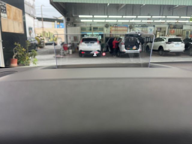 玉豐汽車✦Focus Wagon ST-Line Vignale 小編自留款^^里程僅跑1萬多 全車原鈑件 原廠新車保固  第13張相片