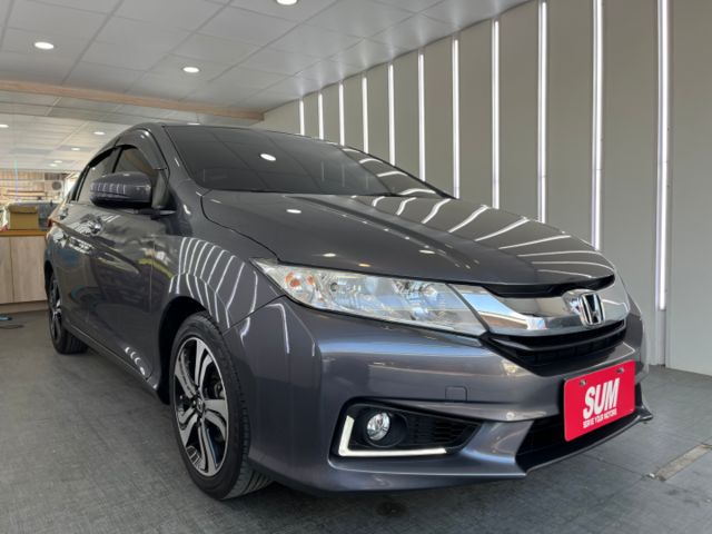 影片賞車✦City 1.5 Vtis 里程僅跑7萬多 全車原鈑件 日行燈.恆溫空調.快撥.定速.倒車影像.胎壓偵測  第2張相片