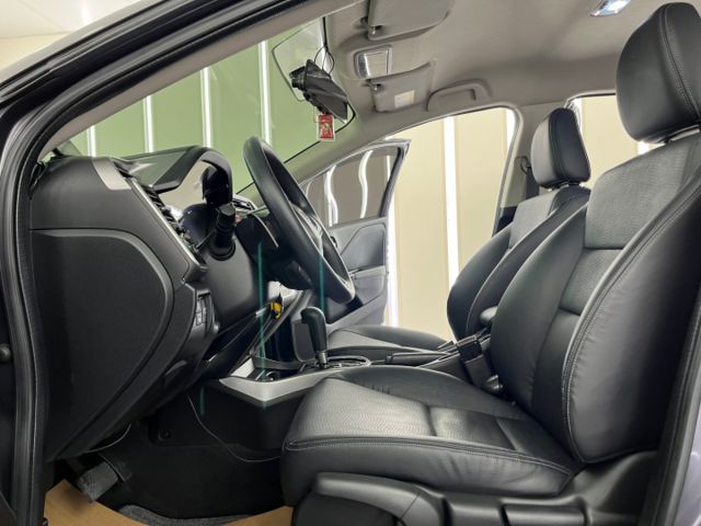 影片賞車✦City 1.5 Vtis 里程僅跑7萬多 全車原鈑件 日行燈.恆溫空調.快撥.定速.倒車影像.胎壓偵測  第7張相片