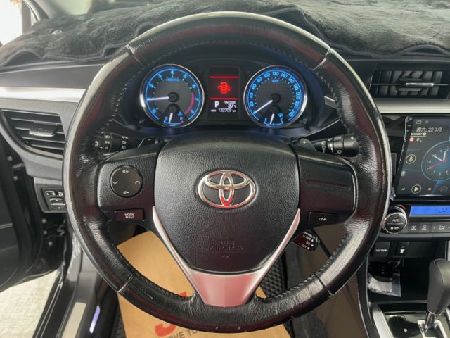 影片賞車✦ ALTIS 市場稀有Ｚ版 里程少跑 全車原鈑件 LED大燈.免鑰匙.天窗.快撥.定速.導航.Car Play  第12張相片