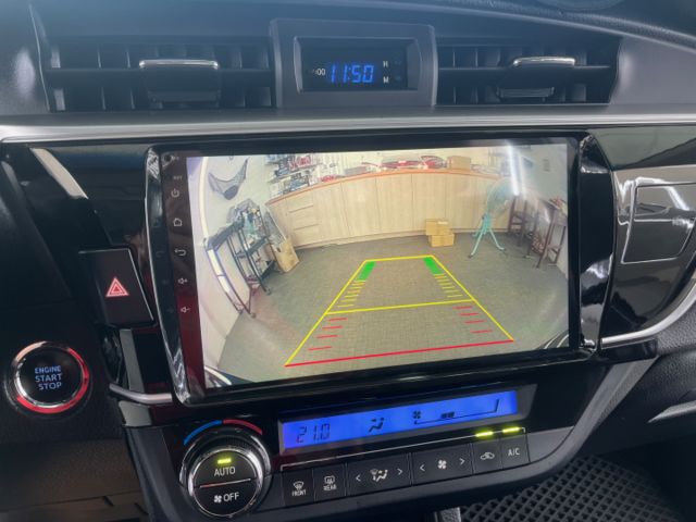 影片賞車✦ ALTIS 市場稀有Ｚ版 里程少跑 全車原鈑件 LED大燈.免鑰匙.天窗.快撥.定速.導航.Car Play  第16張相片
