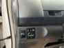 影片賞車✦小鴨Ｇ版 里程僅跑15萬 全車原鈑件  鐵圈.皮椅.方控.電動摺疊後視鏡.恆溫空調.抬頭顯示幕  第15張縮圖