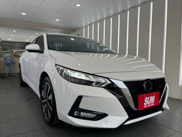影片賞車✦Super Sentra 尊爵智駕版 里程僅跑1萬多 全車原鈑件 原廠新車保固中 盲點.360環景.LED頭燈  第3張相片