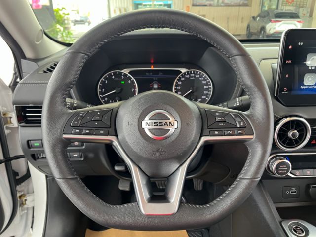 影片賞車✦Super Sentra 尊爵智駕版 里程僅跑1萬多 全車原鈑件 原廠新車保固中 盲點.360環景.LED頭燈  第14張相片