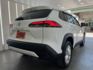 影片賞車✦Corolla Cross 汽油尊爵 里程僅跑2萬多 全車原鈑件 升級安卓大螢幕 LED頭尾燈.盲點.免鑰匙  第3張縮圖