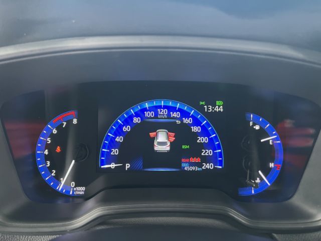 影片賞車✦Corolla Cross 汽油尊爵 里程僅跑2萬多 全車原鈑件 升級安卓大螢幕 LED頭尾燈.盲點.免鑰匙  第14張相片