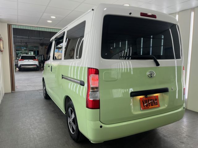 影片賞車✦Town Ace 自排廂式5人 有TSS 里程僅跑8000公里 全車原鈑件 原廠新車保固中 加碼原廠精裝套件  第4張相片