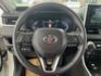 影片賞車✦ RAV4 油電Hybrid 里程僅跑4萬多 原廠升級精裝套件買到賺到！全車原鈑件 電尾門.環景.電動椅.導航  第11張縮圖