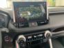 影片賞車✦ RAV4 油電Hybrid 里程僅跑4萬多 原廠升級精裝套件買到賺到！全車原鈑件 電尾門.環景.電動椅.導航  第15張縮圖