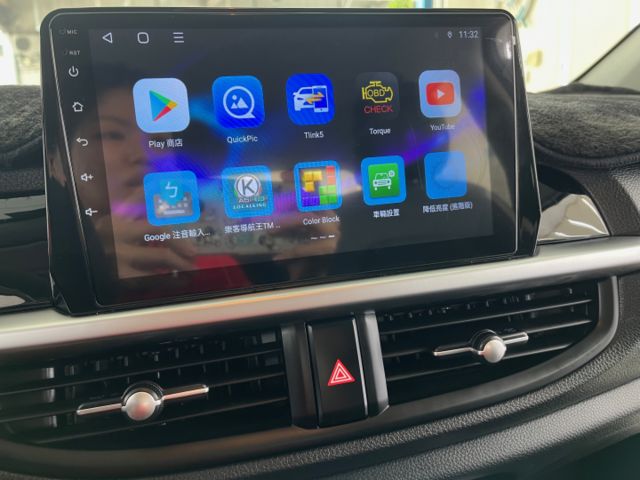 影片賞車✦Picanto 里程僅跑3萬多 全車原鈑件 升級安卓影音.LED大燈.前後錄行車記錄器 買到賺到！  第16張相片