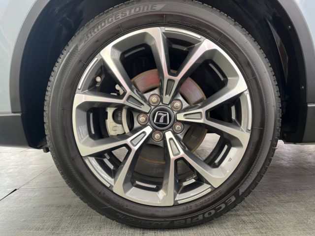 影片賞車✦URX Neo 7人樂活版 里程僅跑2萬 全車原鈑件 原廠新車保固中  第5張相片