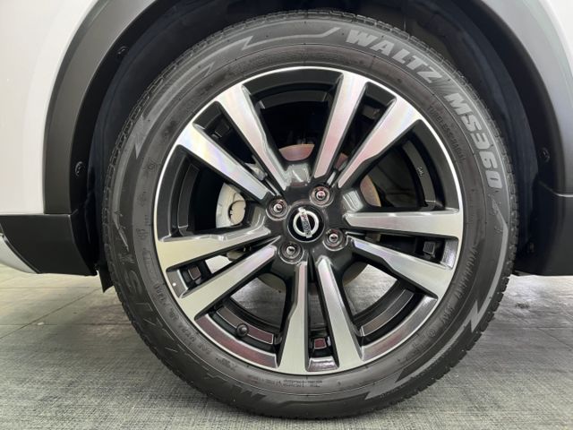 影片賞車✦ KICKS 智行旗艦最頂級 里程僅跑1萬多 全車原鈑件 LED頭燈.360環景.盲點.Car Play  第6張相片