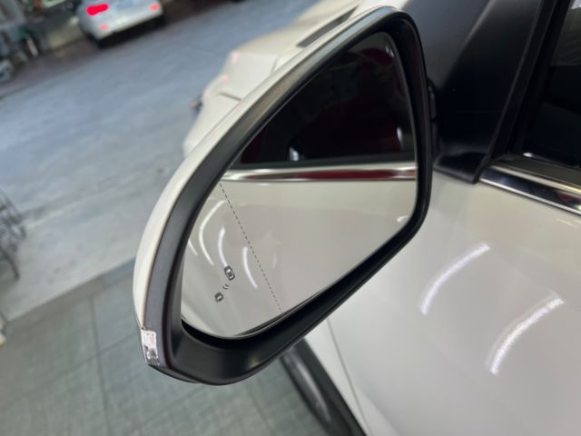 影片賞車✦Stonic 1.0T輕油電 GT-Lin 最頂級 里程僅跑9000多 全車原鈑件 新車保固中  第6張相片