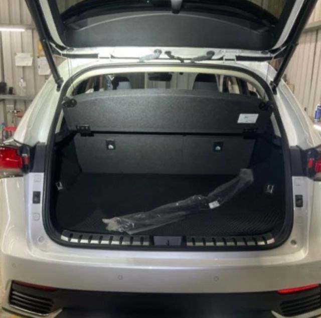 玉豐汽車✦整備中NX200 菁英PLUS 里程僅跑6萬 全車原鈑件 歡迎詢問！  第8張相片