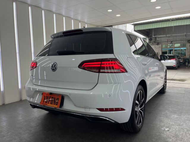 影片賞車✦Golf 1.4T Comfortline 里程僅跑5萬多 全車原鈑件 內裝顧超好ㄉ～  第3張相片