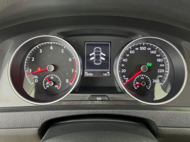 影片賞車✦Golf 1.4T Comfortline 里程僅跑5萬多 全車原鈑件 內裝顧超好ㄉ～  第13張相片