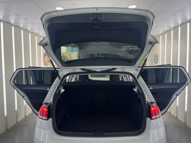 影片賞車✦Golf 1.4T Comfortline 里程僅跑5萬多 全車原鈑件 內裝顧超好ㄉ～  第20張相片