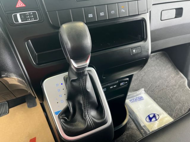 玉豐汽車✦Staria 九人座 GLD-B 最頂級雙電滑門 里程僅跑1萬多 全車原鈑件 原廠新車保固  第19張相片