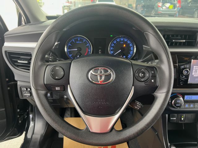影片賞車✦ ALTIS Safety+ 里程僅跑9萬多 升級原廠精裝套件 全車原鈑件 MID儀表.免鑰匙.恆溫.導航  第10張相片