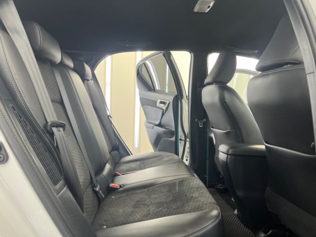 影片賞車✦ CT200h F Sport 里程跑15萬 全車原鈑件 F版專屬套件.LED頭燈.雙區恆溫.免鑰匙.自動雨刷  第9張相片
