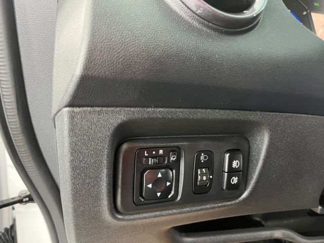 玉豐汽車✦COLT PLUS 里程僅跑6千多 升級安卓大螢幕 全車原鈑件 電尾門.免鑰匙.定速.恆溫.倒車影像  第15張相片