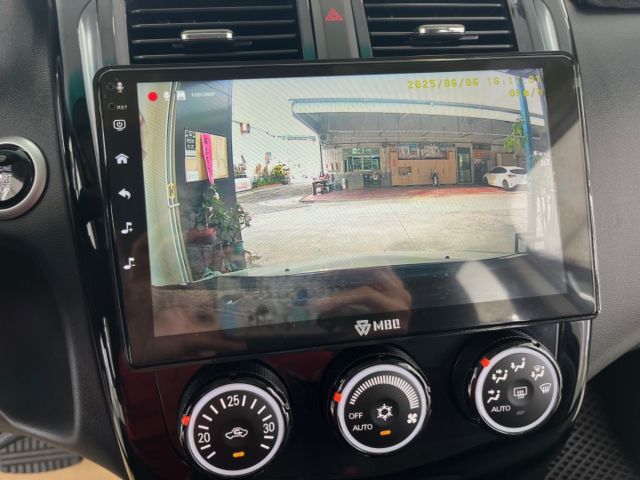 玉豐汽車✦COLT PLUS 里程僅跑6千多 升級安卓大螢幕 全車原鈑件 電尾門.免鑰匙.定速.恆溫.倒車影像  第18張相片