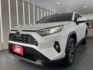 影片賞車✦ 小改款RAV4  里程僅跑1萬多 全車原鈑件 數位儀表.電動椅.Car Play.免鑰匙.電子後視鏡  第1張縮圖