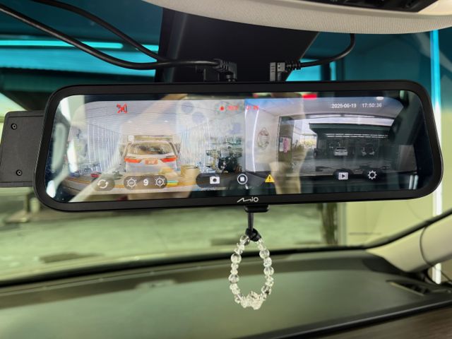 影片賞車✦ Odyssey 登峰7人座最頂級 里程僅跑5萬多 全車原鈑件 ACC.雙電滑門.電尾門.360環景  第19張相片