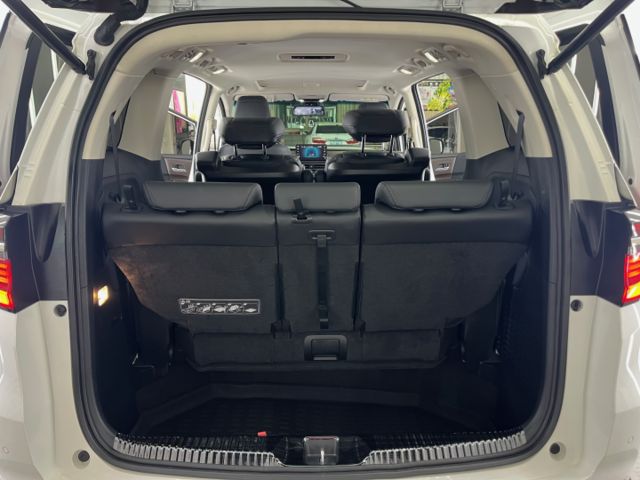 影片賞車✦ Odyssey 登峰7人座最頂級 里程僅跑5萬多 全車原鈑件 ACC.雙電滑門.電尾門.360環景  第20張相片
