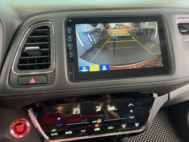 影片賞車✦ HR-V 最頂級S版 里程僅跑3萬多 全車原鈑件 LED尾燈.三模式倒車影像.免鑰匙.快撥.定速.恆溫  第17張相片